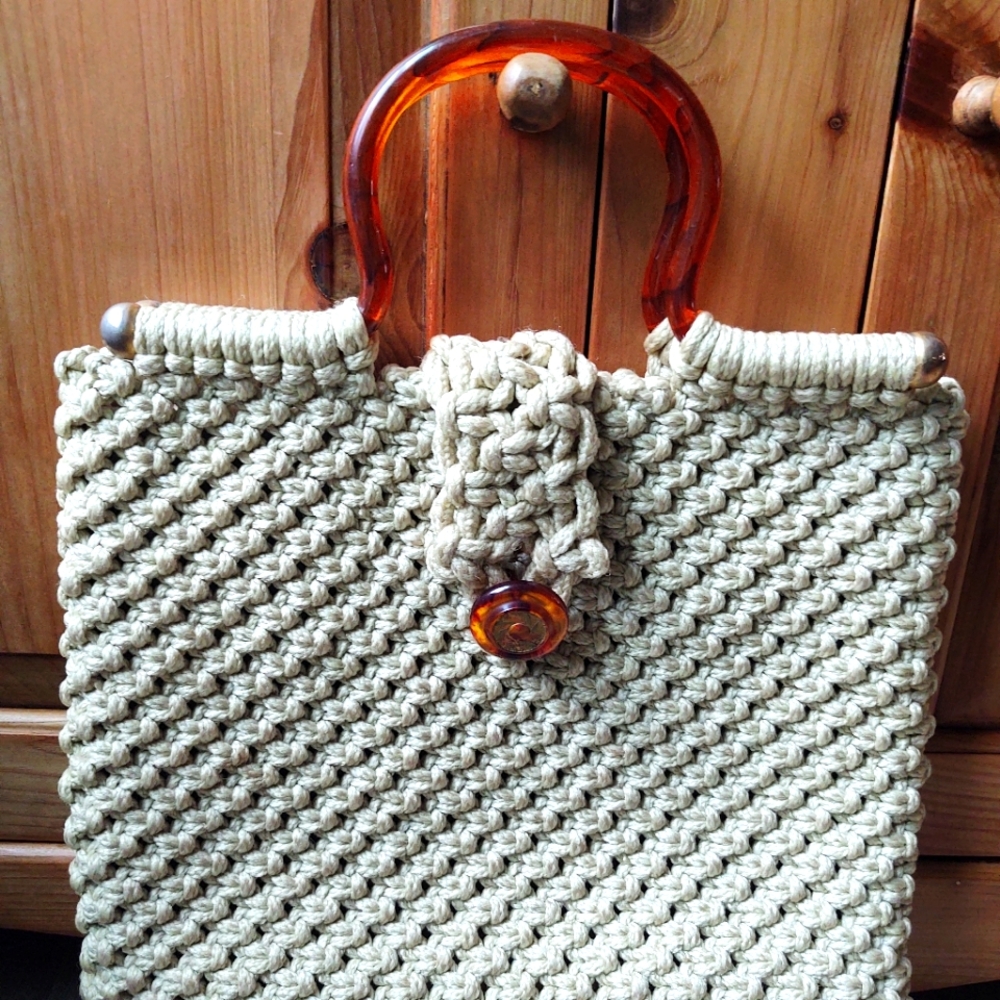 Vintage crochet lucite bag